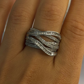Elegant Design 925 Sterling Silver White Topaz Ring Size 9