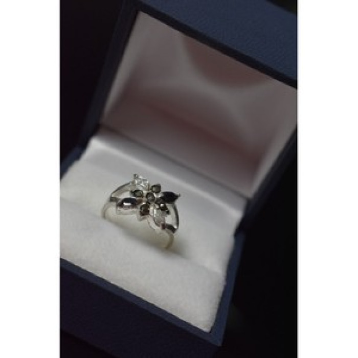 925 Sterling Silver Black Spinel & CZ Ring Size 5.5