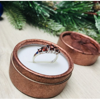 925 Sterling Silver Garnets Ring Size 9