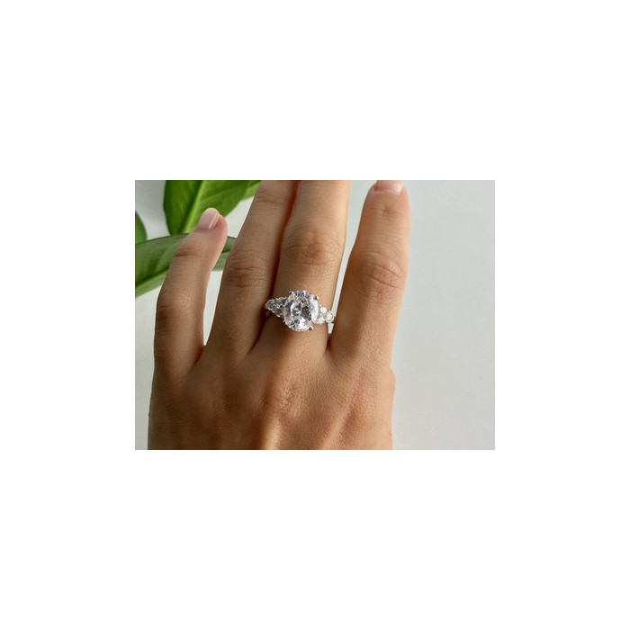 925 Sterling Silver CZ Ring Size 9