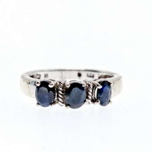 925 Sterling Silver Sapphires Ring Size 7
