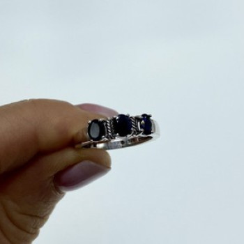 925 Sterling Silver Sapphires Ring Size 7