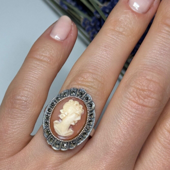Vintage Cameo 925 Sterling Silver Ring Size 5
