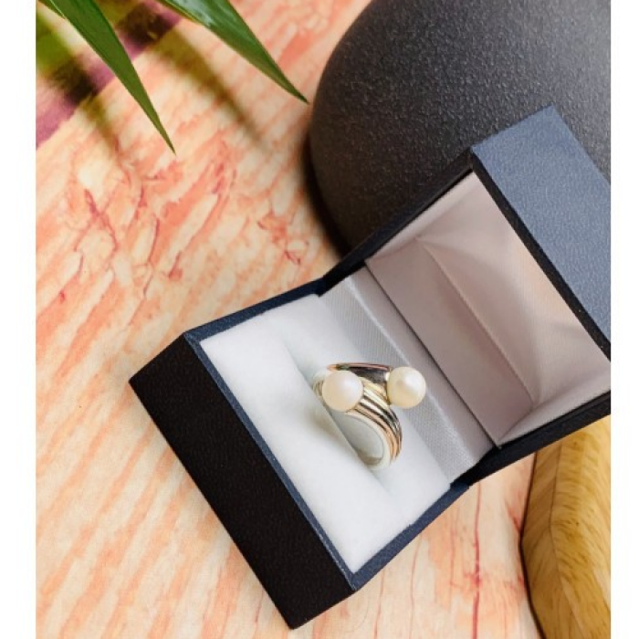 925 Sterling Silver Pearls Ring Size 7