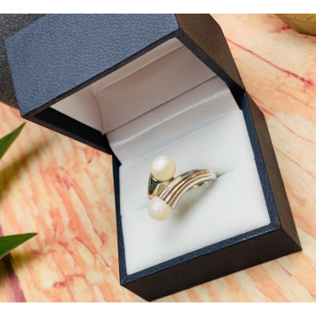 925 Sterling Silver Pearls Ring Size 7