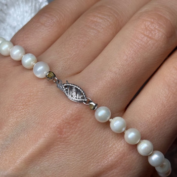 14K White Gold Pearl Necklace Length 23 Inch