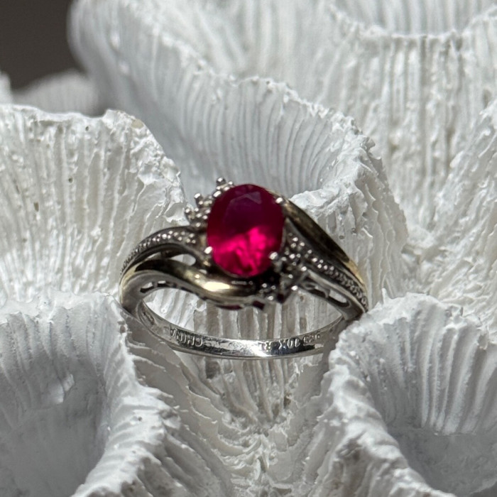 925 Sterling Silver & 10k Yellow Gold Ruby Ring Size 6