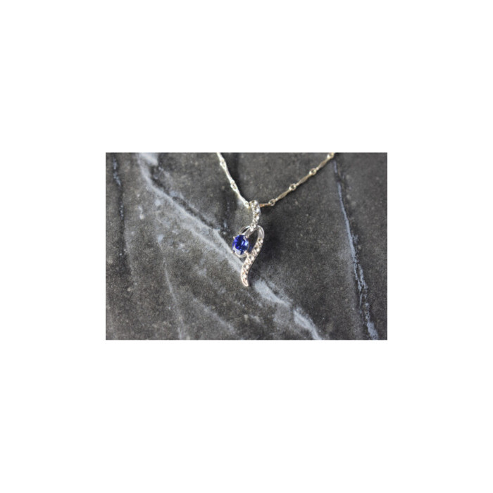 925 STERLING SILVER LONDON BLUE & WHITE TOPAZ CHAIN WITH PENDANT(2)