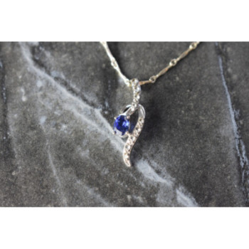 925 STERLING SILVER LONDON BLUE & WHITE TOPAZ CHAIN WITH PENDANT(2)