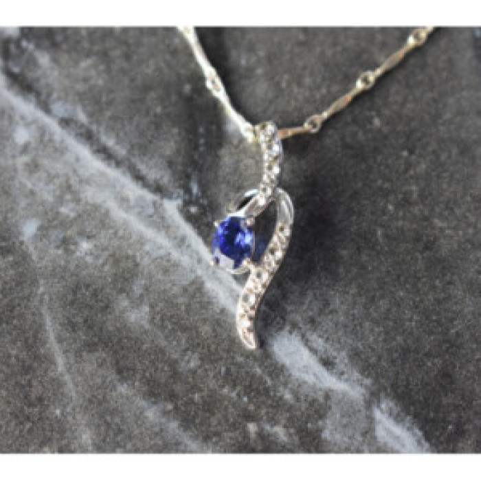 925 Sterling Silver London Blue & White Topaz Chain With Pendant(2)