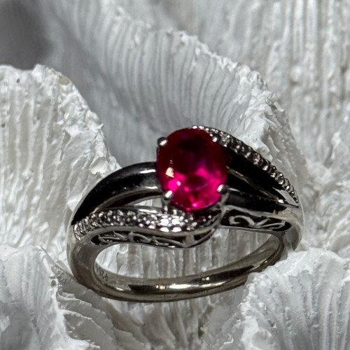 925 Sterling Silver Ruby Ring Size 6