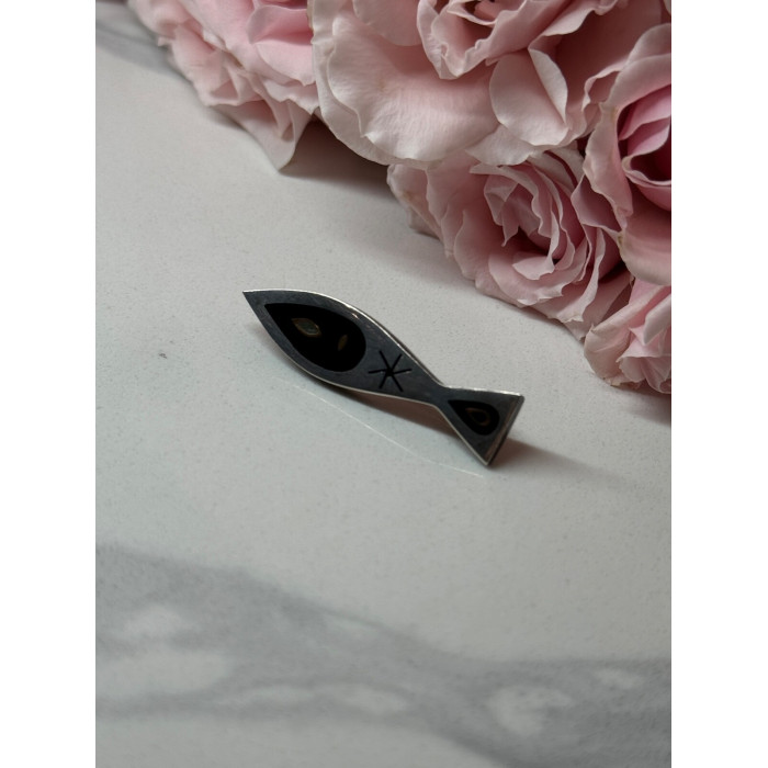 925 Sterling Silver Black Enamel Brooch Length 1.5 In