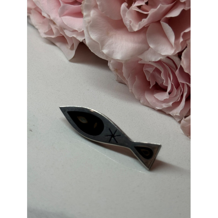 925 Sterling Silver Black Enamel Brooch Length 1.5 In