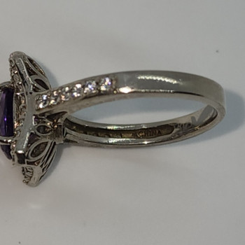 925 Sterling Silver Amethyst & ?z Ring Size 7