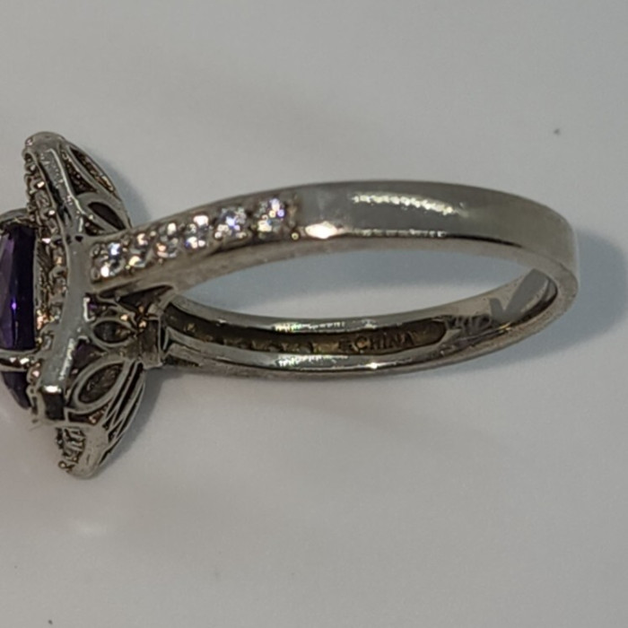 925 Sterling Silver Amethyst & ?z Ring Size 7
