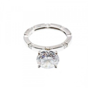 925 Sterling Silver CZ Ring Size 6