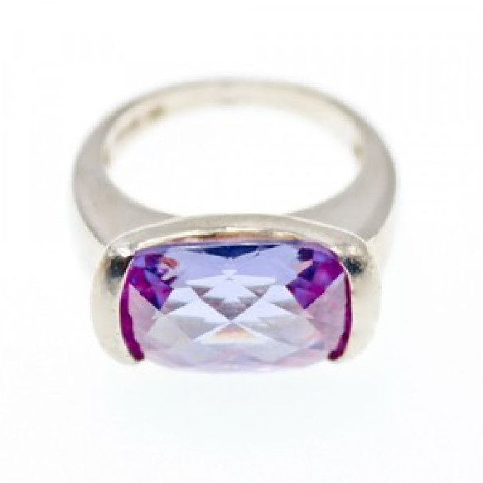 925 Sterling Silver Purple CZ Ring Size 8