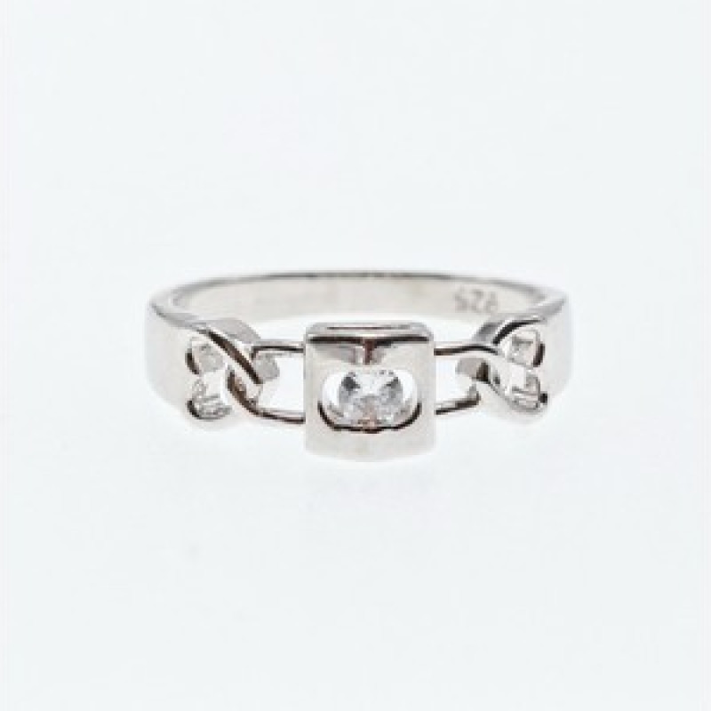 925 Sterling Silver CZ Ring Size 8