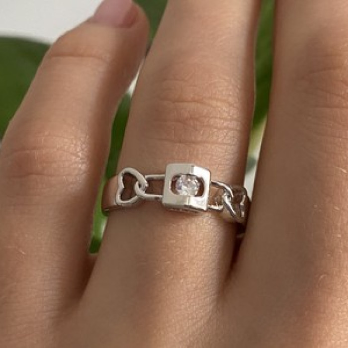 925 Sterling Silver CZ Ring Size 8
