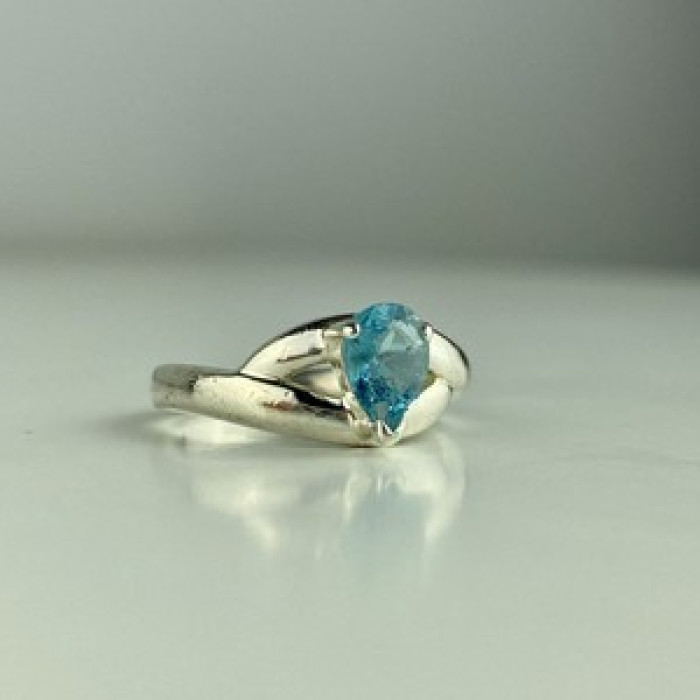 925 Sterling Silver Spinel Ring Size 5.5