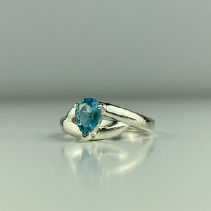 925 Sterling Silver Spinel Ring Size 5.5