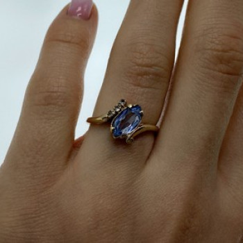 10K Yellow Gold Topaz & Diamonds Ring Size 6.5