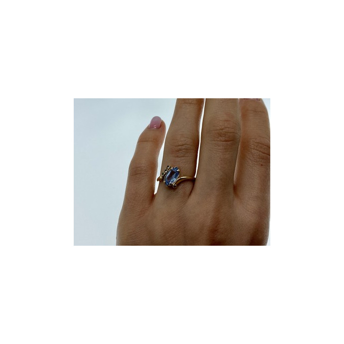 10K YELLOW GOLD TOPAZ & DIAMONDS RING SIZE 6.5