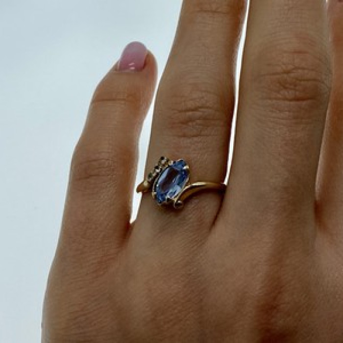 10K Yellow Gold Topaz & Diamonds Ring Size 6.5