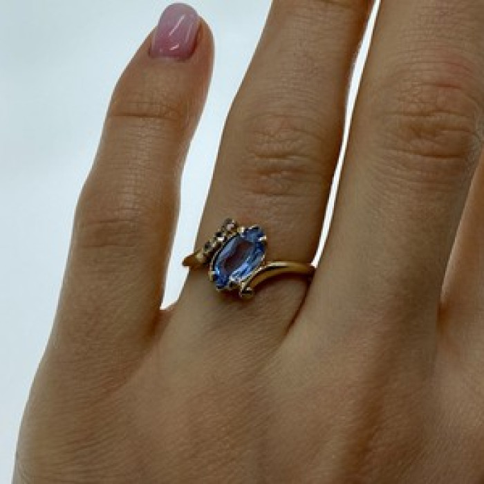 10K Yellow Gold Topaz & Diamonds Ring Size 6.5