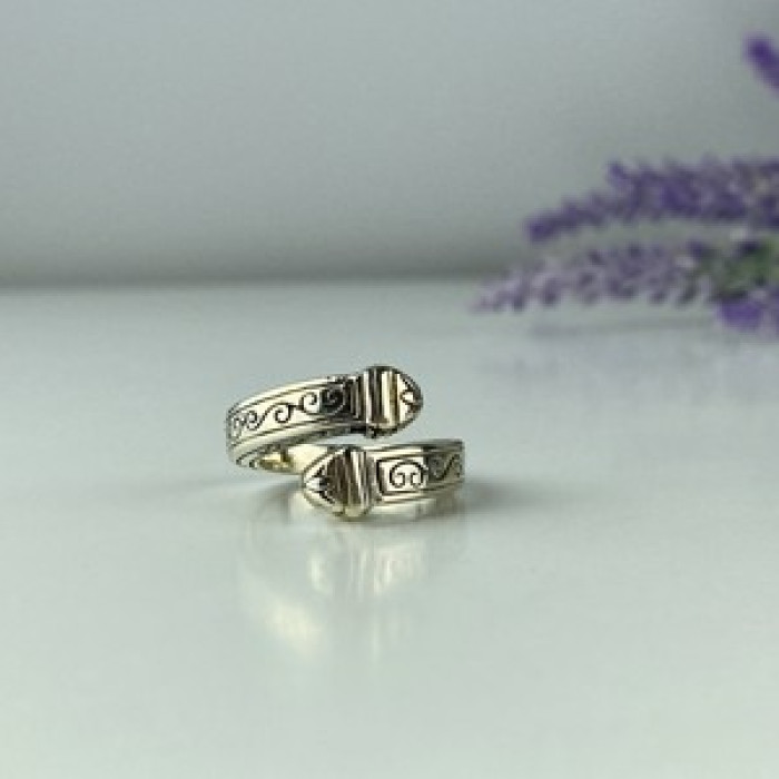 Vintage 925 Sterling Silver Ring Size 5.5 (Adjustable)