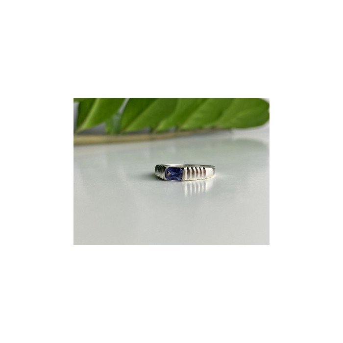 925 Sterling Silver Purple CZ Ring Size 6.5