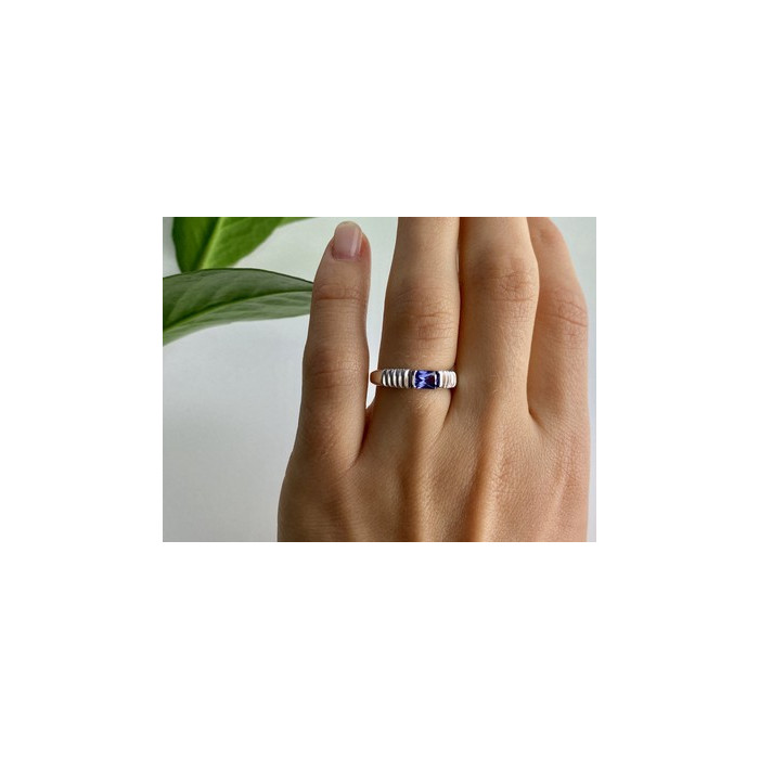 925 Sterling Silver Purple CZ Ring Size 6.5