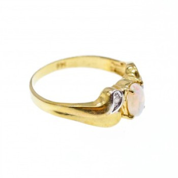 14K Yellow Gold Opal & Diamonds Ring Size 8