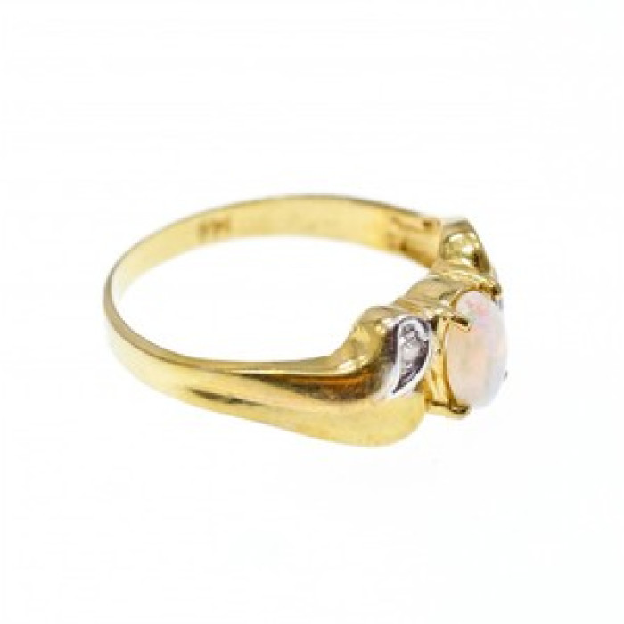 14K Yellow Gold Opal & Diamonds Ring Size 8