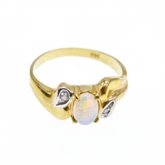 14K Yellow Gold Opal & Diamonds Ring Size 8