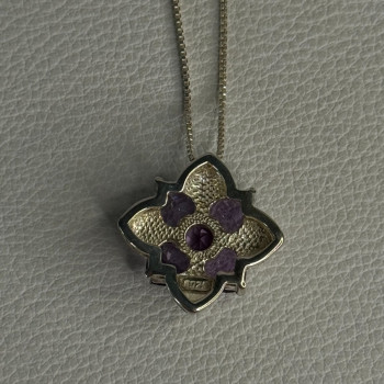 925 Sterling Silver Amethyst Flower Necklace Length 20 Inch