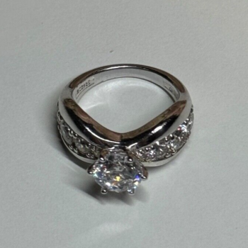 925 Sterling Silver CZ Ring Size 6.5