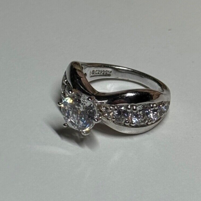 925 Sterling Silver CZ Ring Size 6.5