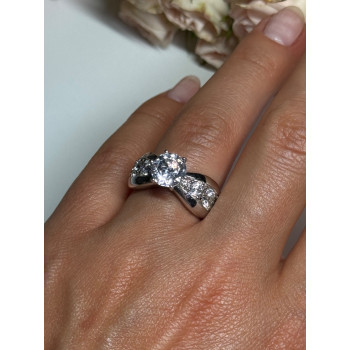 925 Sterling Silver CZ Ring Size 6.5