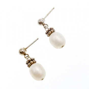 925 Sterling Silver Pearls Stud Earrings