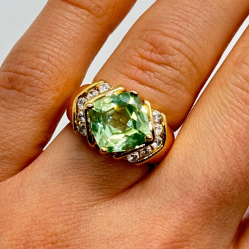 925 Sterling Silver Gold Plated CZ Ring Size 6