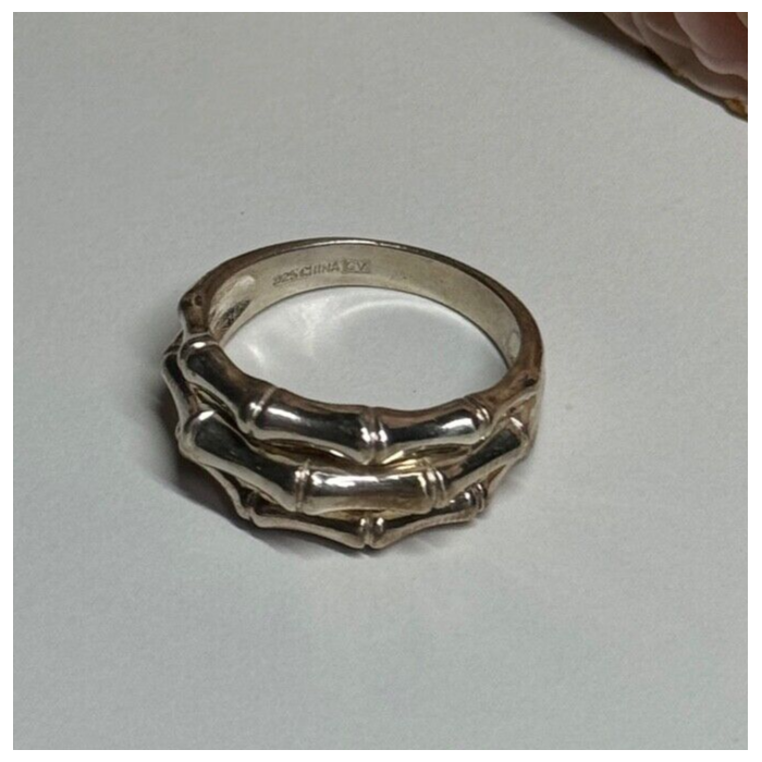 925 Sterling Silver Ring Size 9