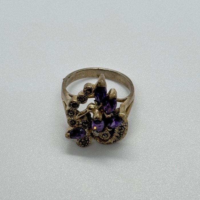 925 Sterling Silver Amethyst & Marcasite Ring Size 6