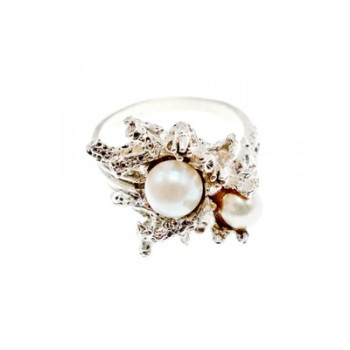 VINTAGE 925 STERLING SILVER PEARLS RING SIZE 8