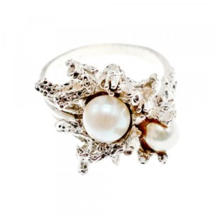 Vintage 925 Sterling Silver Pearls Ring Size 8