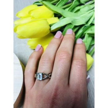 925 Sterling Silver Blue Spinel Ring Size 6.5