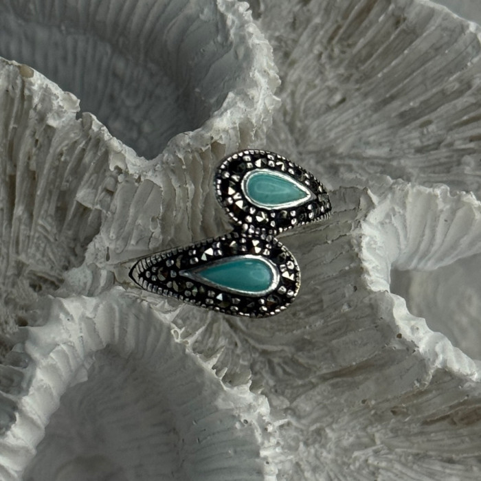 925 Sterling Silver Turquoise & Marcasite Ring Size 7