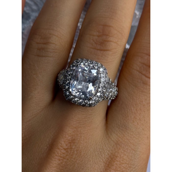 Beautiful Design 925 Sterling Silver Cz Ring Size 9