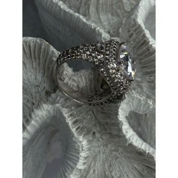 Beautiful Design 925 Sterling Silver Cz Ring Size 9