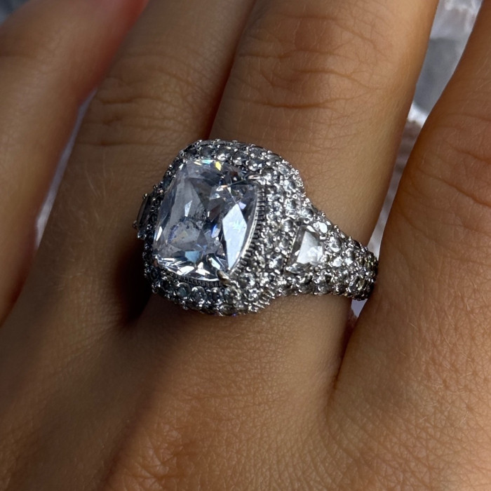 Beautiful Design 925 Sterling Silver Cz Ring Size 9